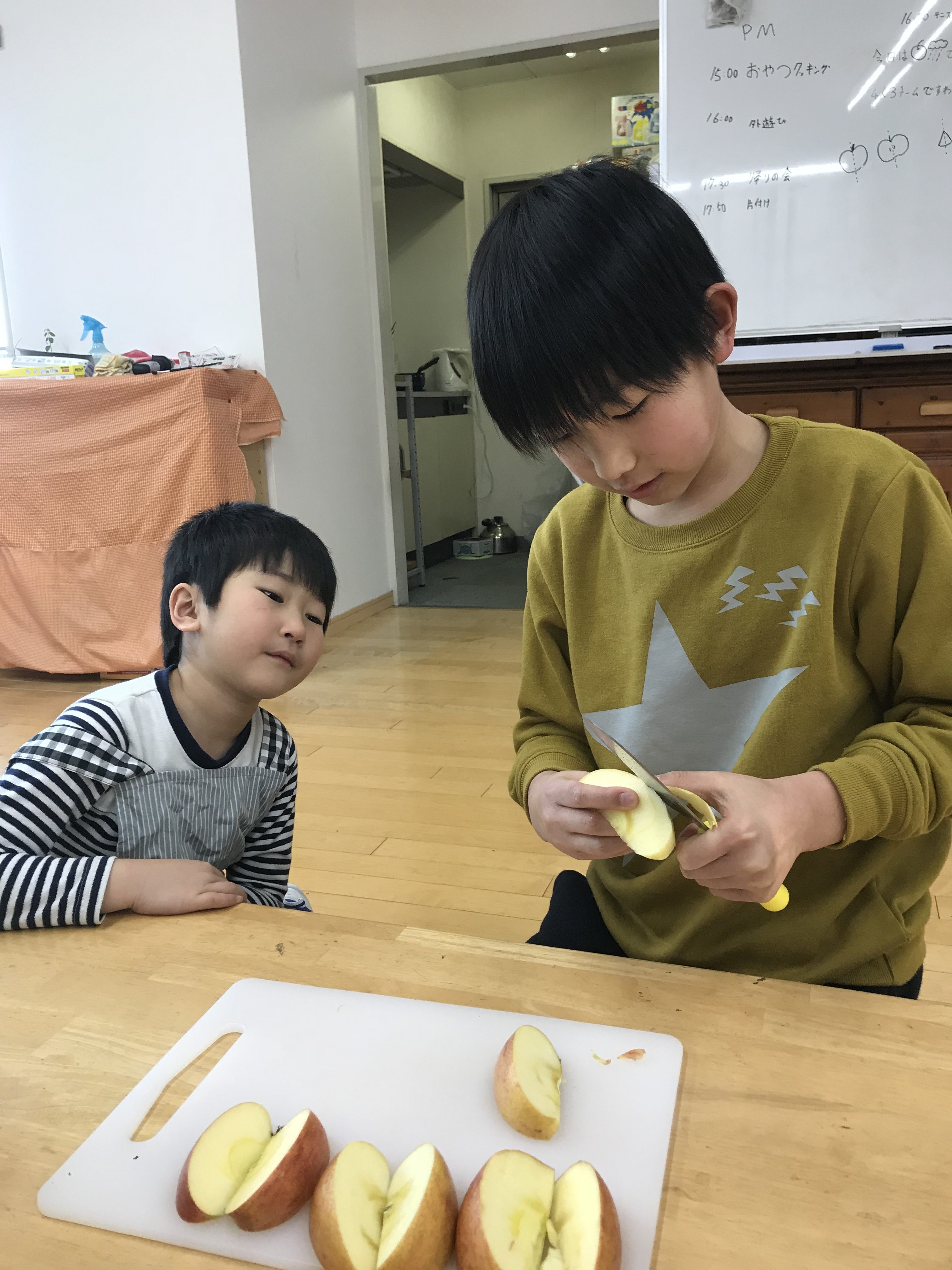 フロンティアキッズ ブログ記事 🍭おやつクッキング🍭のイメージサムネイル画像