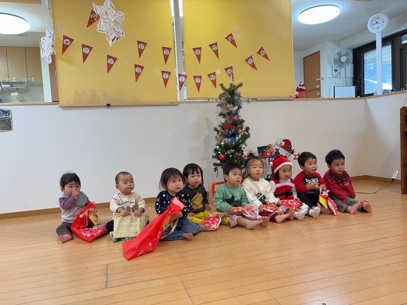 フロンティアキッズ ブログ記事 クリスマス会①のイメージサムネイル画像