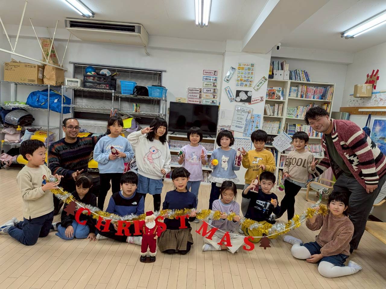 フロンティアキッズ ブログ記事 🎄12月クリスマス会🎄のイメージサムネイル画像