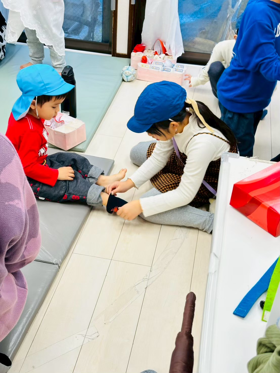 フロンティアキッズ ブログ記事 🧣11月のこどもたち（系列園交流）🧥のイメージサムネイル画像