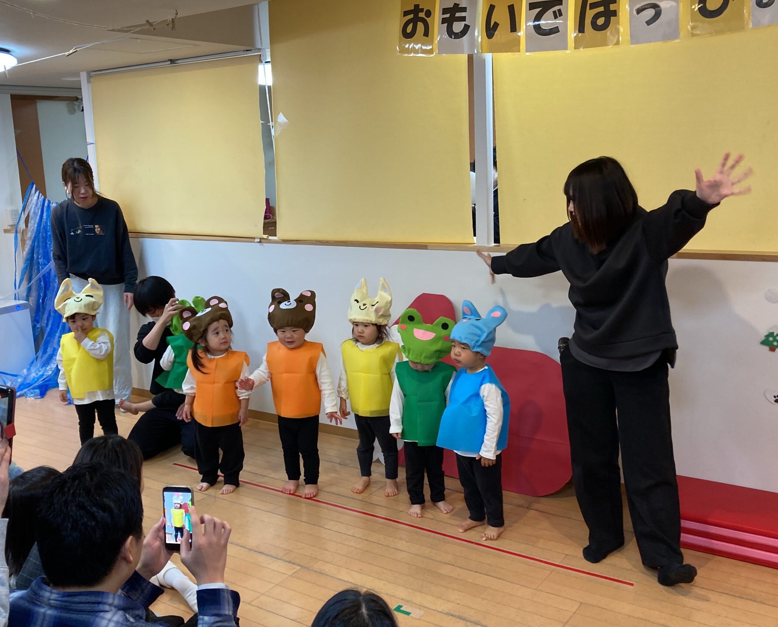 フロンティアキッズ ブログ記事 おもいで発表会のイメージサムネイル画像