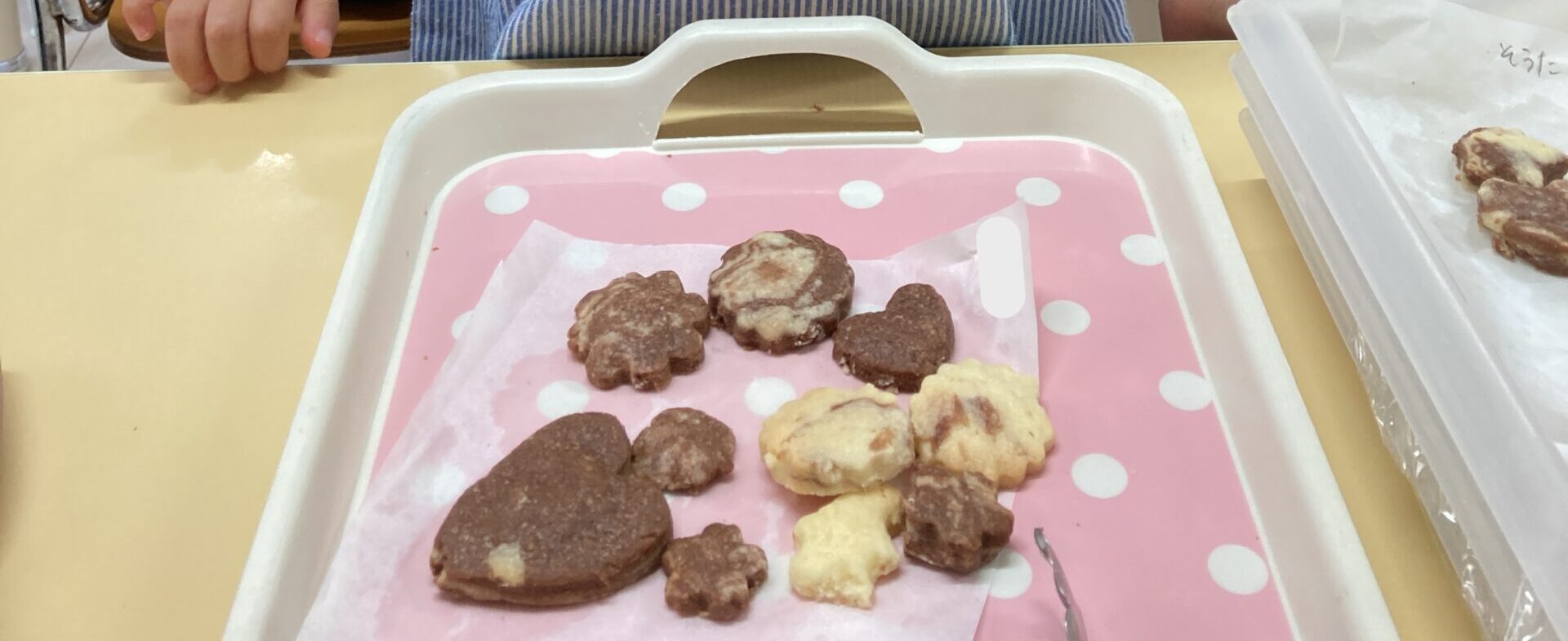 フロンティアキッズ ブログ記事 【食育】小さなパティシエたちのクッキー作りのイメージサムネイル画像