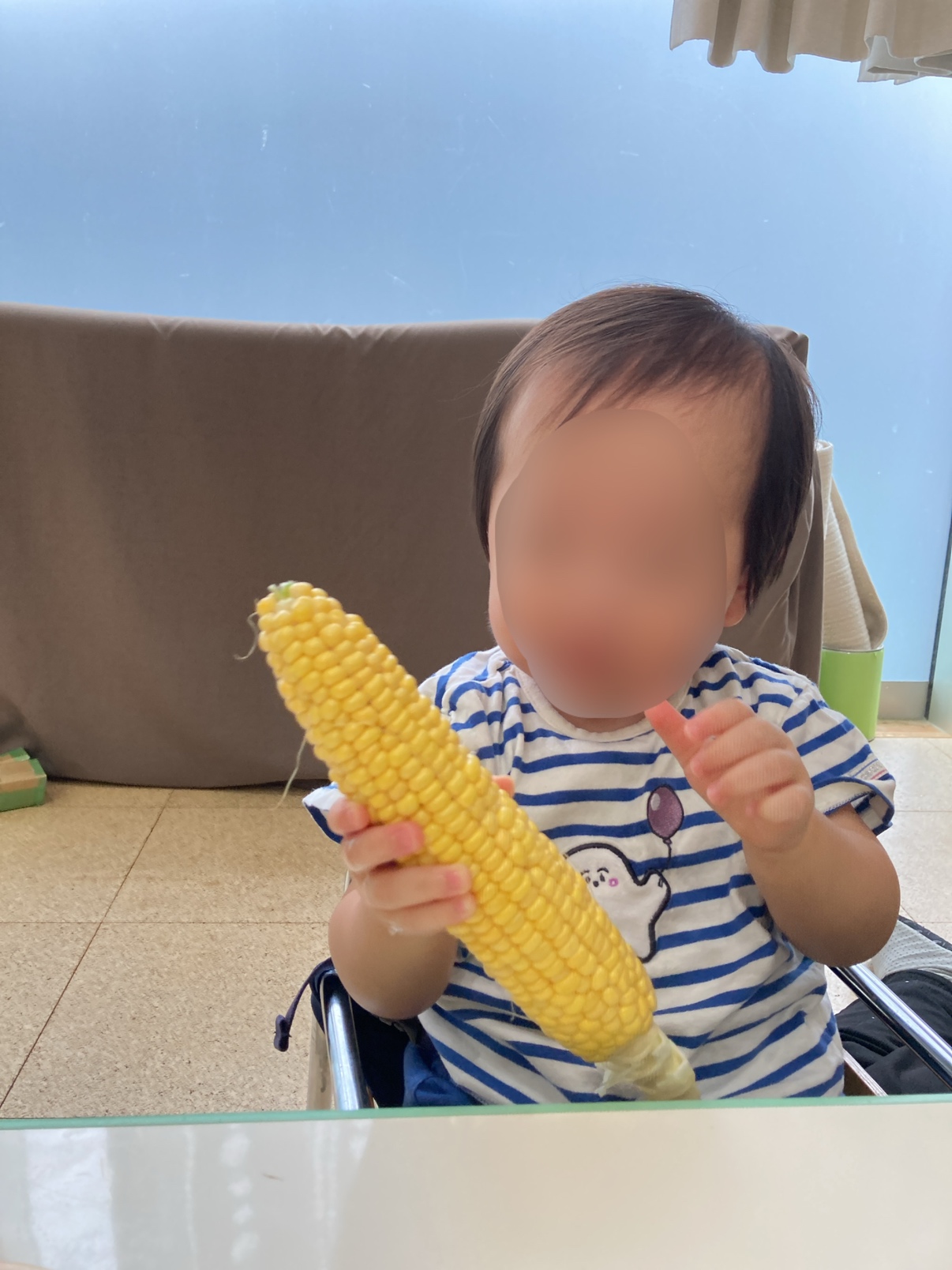 フロンティアキッズ ブログ記事 Atomクラス(0歳児)の生活のイメージサムネイル画像